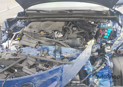 2025 Toyota Camry Se z USA, uszkodzony, nr VIN 4T1DAACK2SU104935